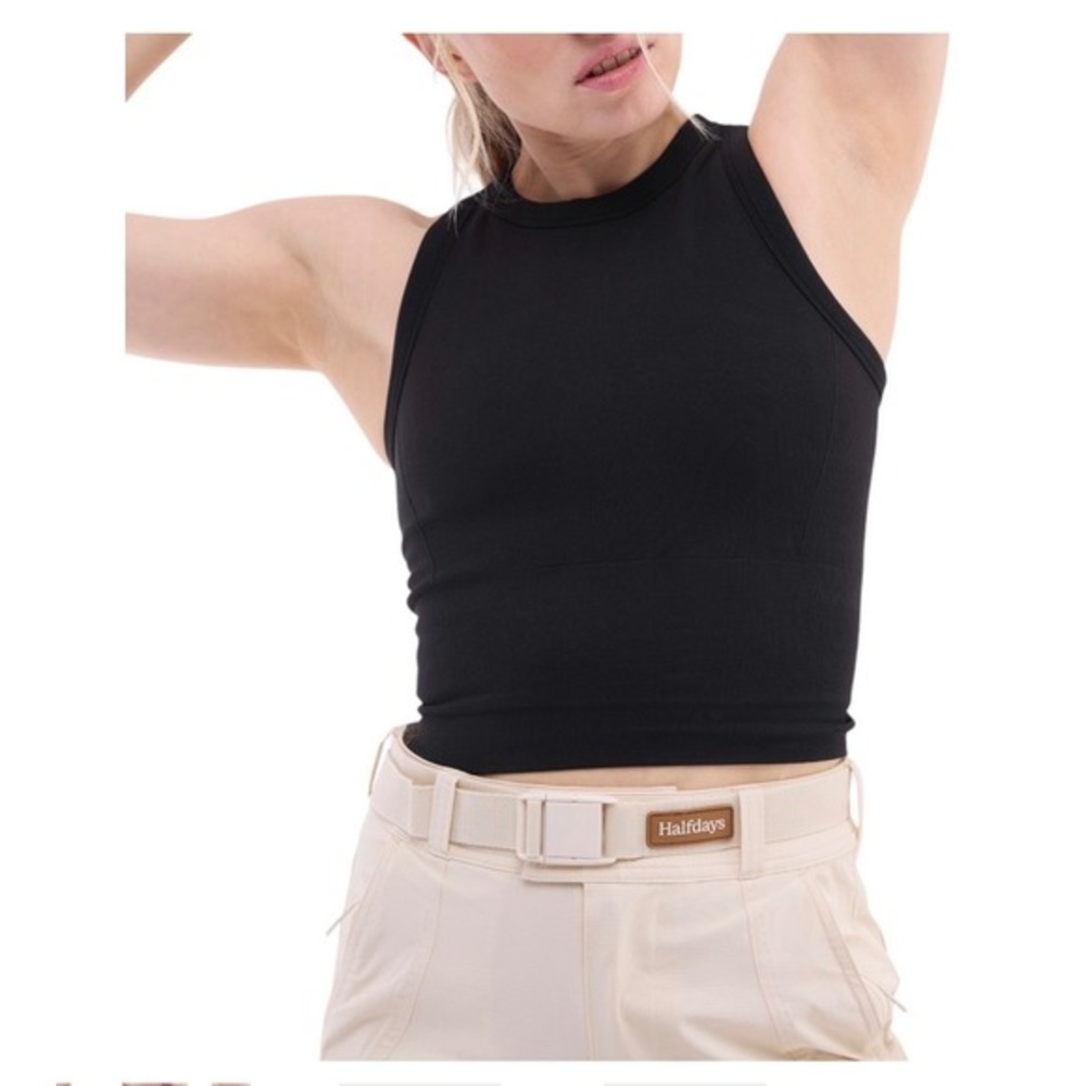 New Halfdays Womens Black Ribbed Racerback Crop Tank Top‎ Size XS $55